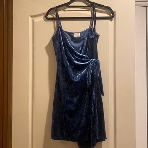 Emory Park blue velvet mini dress
